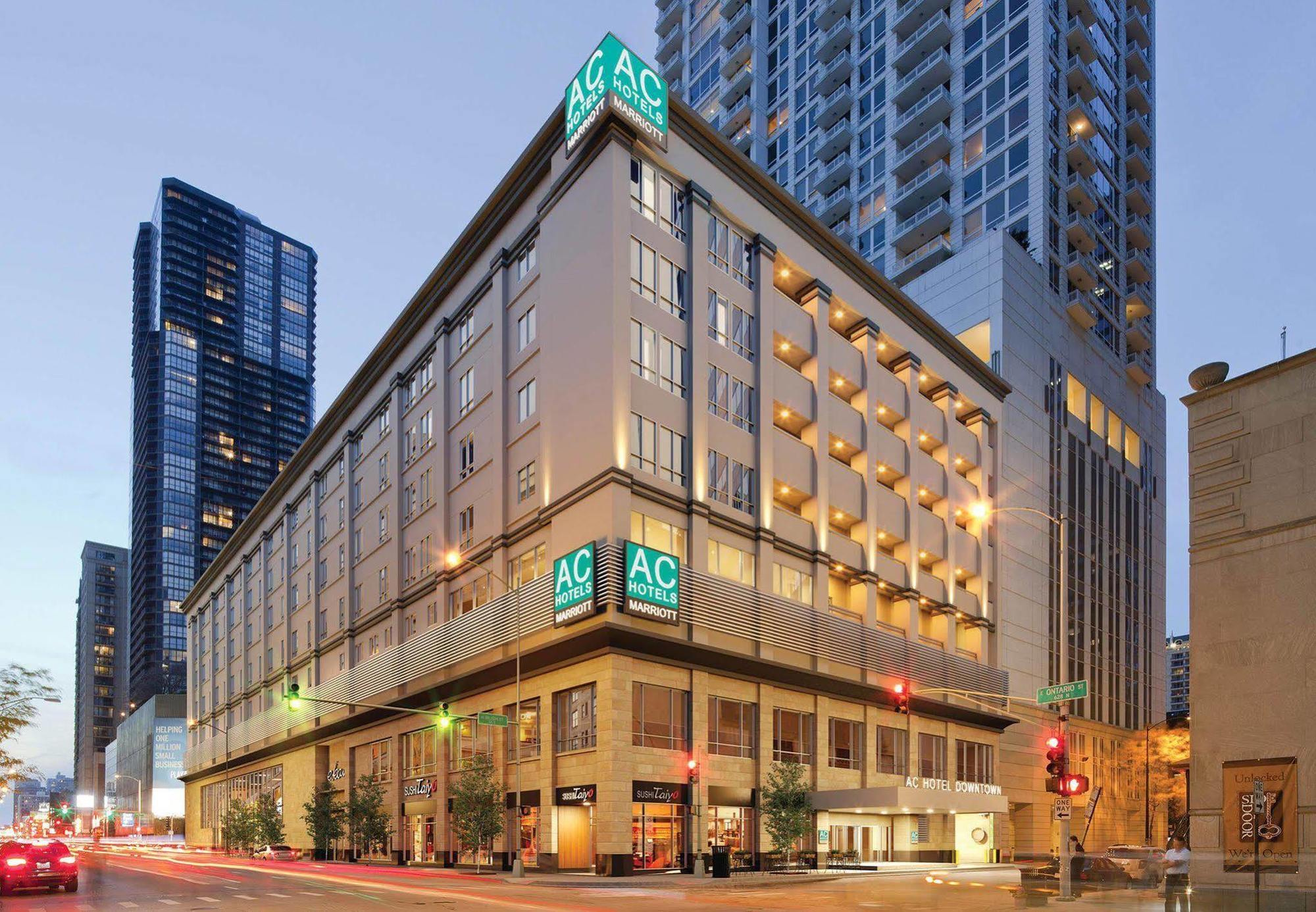 Ac Hotel Chicago Downtown Exterior photo